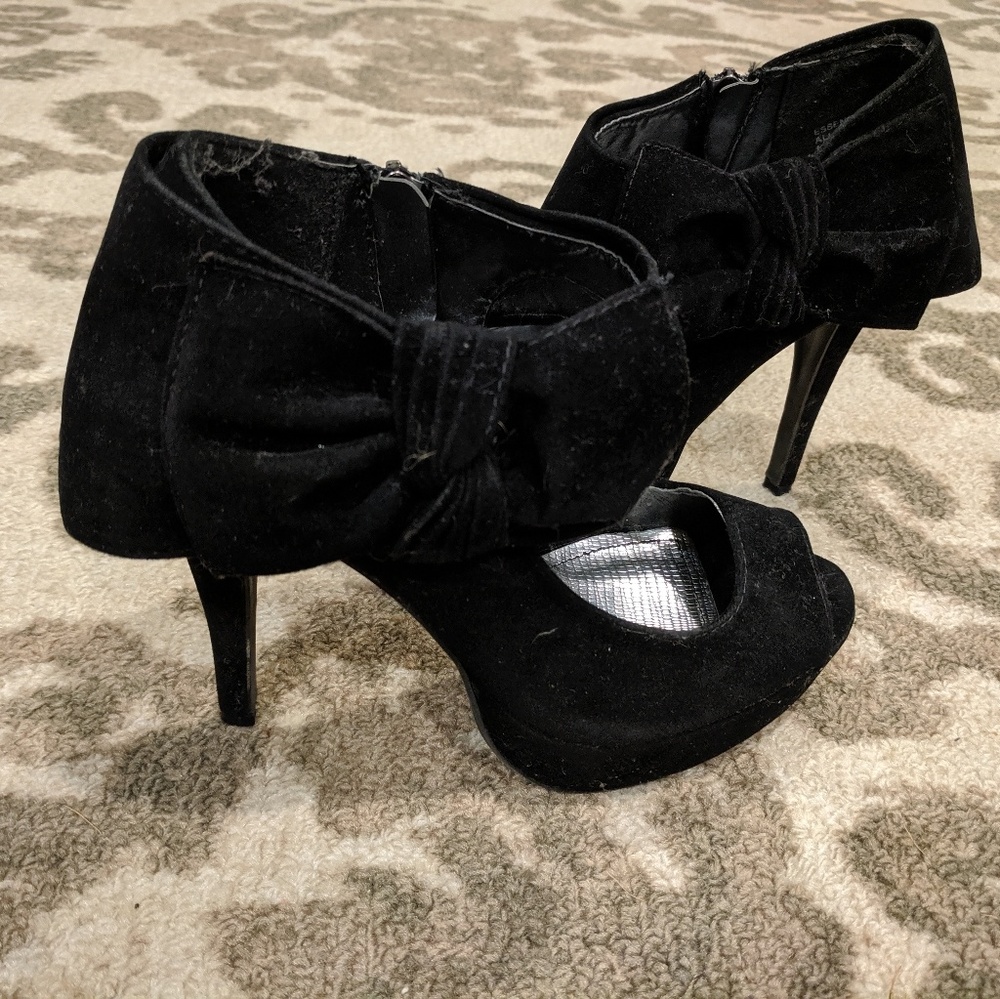 Black Velvet heels
